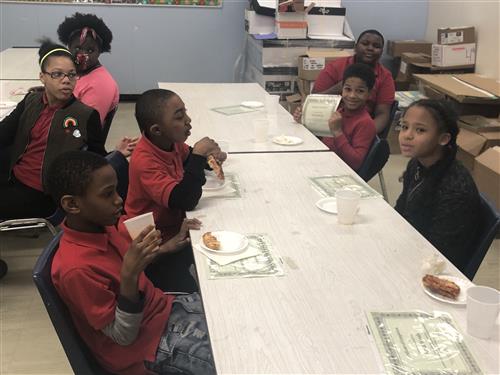 students eating and talking 